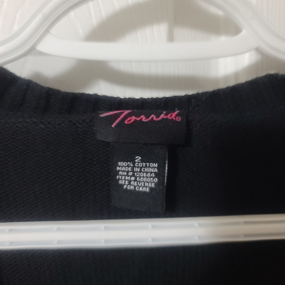 Black Open-Front Short Sleeve Knit Shrug - Picture 3 of 4